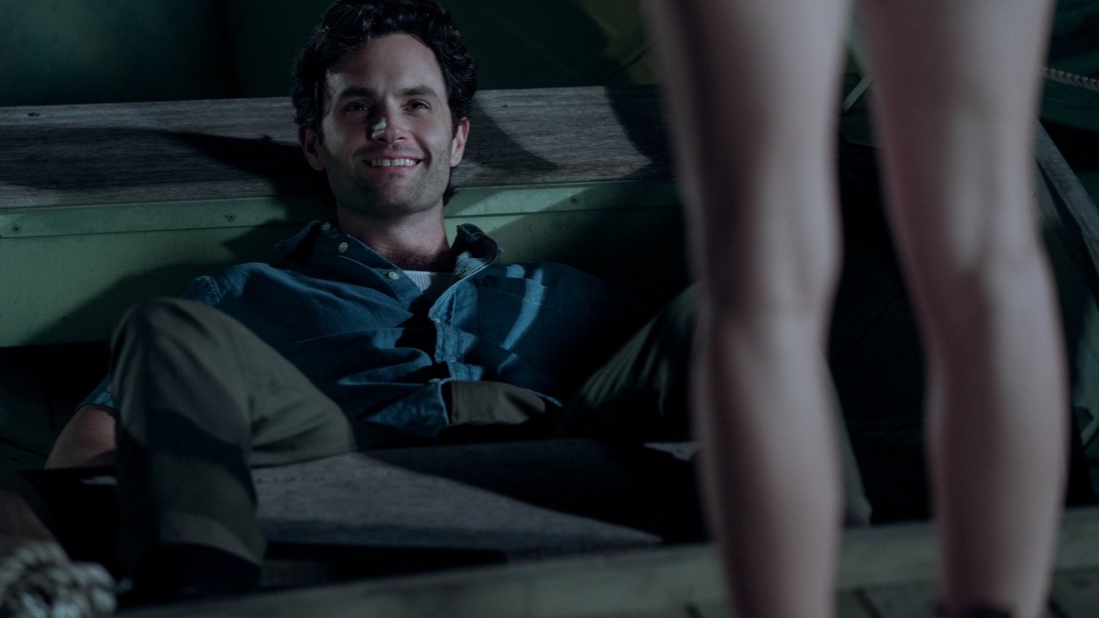 Penn Badgley as Joe Goldberg in episode 5010 of "You."